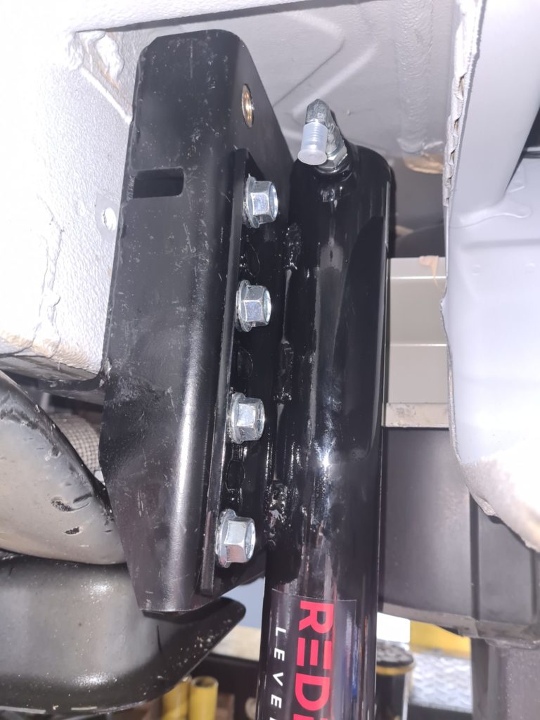 Mercedes Benz Sprinter 'EQ Smart Level' System - Image 11