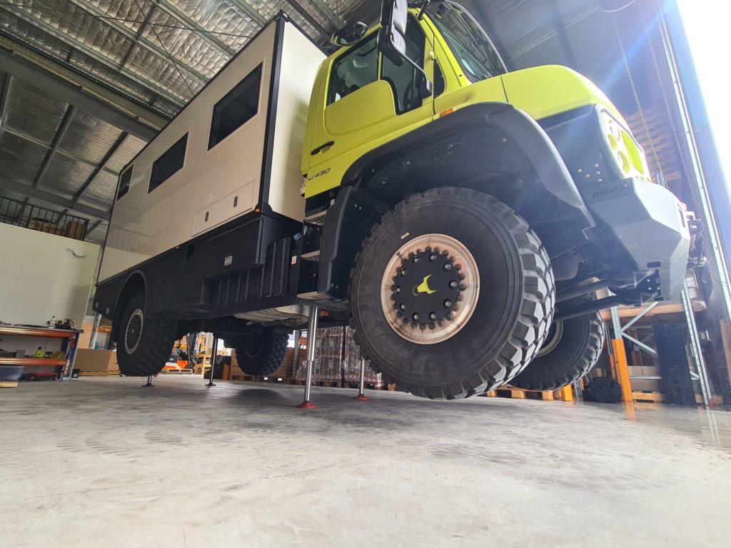 Expedition Off-Road Vehicles - Image 2