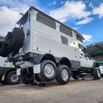 Redfoot Levelling - A white land rover, designed for Expedition Off-Road Vehicles.
