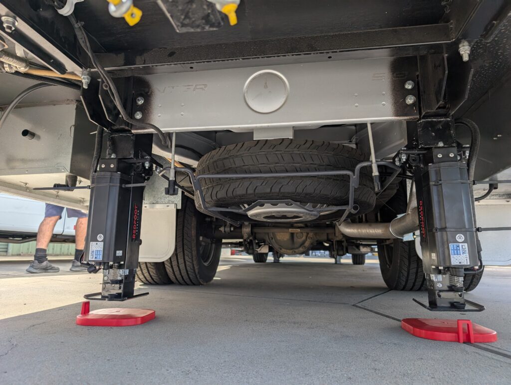 Mercedes Benz Sprinter ‘AutoLift’ System - Image 9